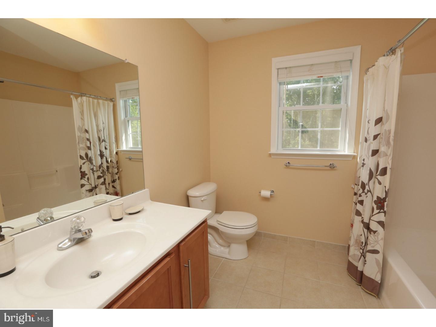 27 Sheridan Road Doylestown, PA 18901 - Photo 13 of 25