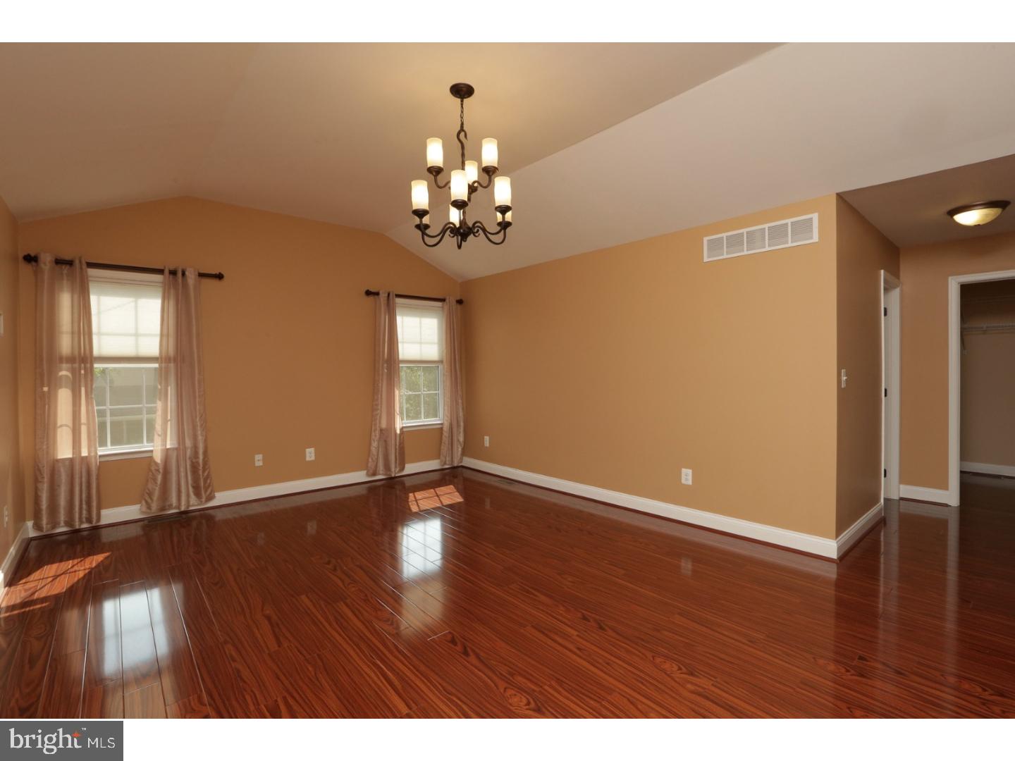 27 Sheridan Road Doylestown, PA 18901 - Photo 17 of 25