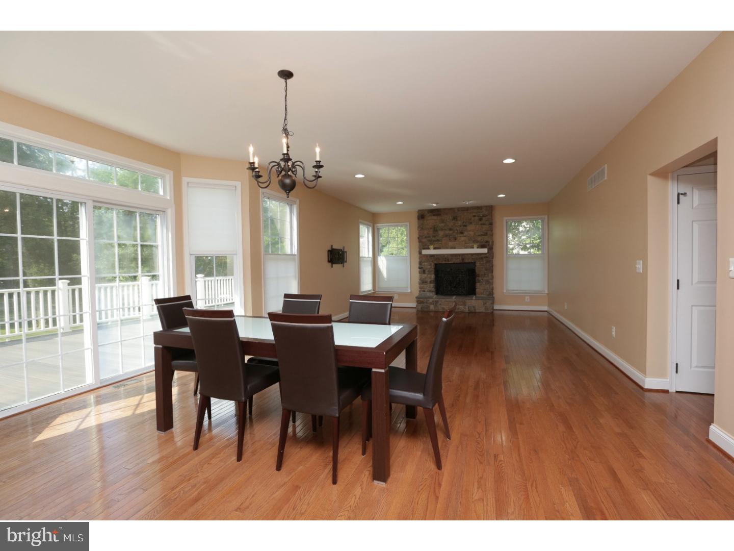 27 Sheridan Road Doylestown, PA 18901 - Photo 5 of 25