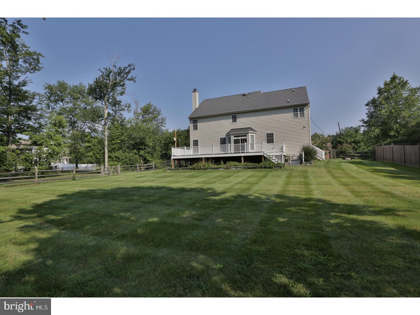 27 Sheridan Road Doylestown, PA 18901 - Photo 7 of 25