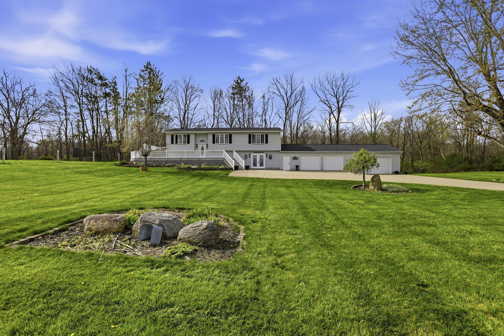 12830 New Delaware Road Mount Vernon, OH 43050 - Photo 5 of 47 Front Exterior