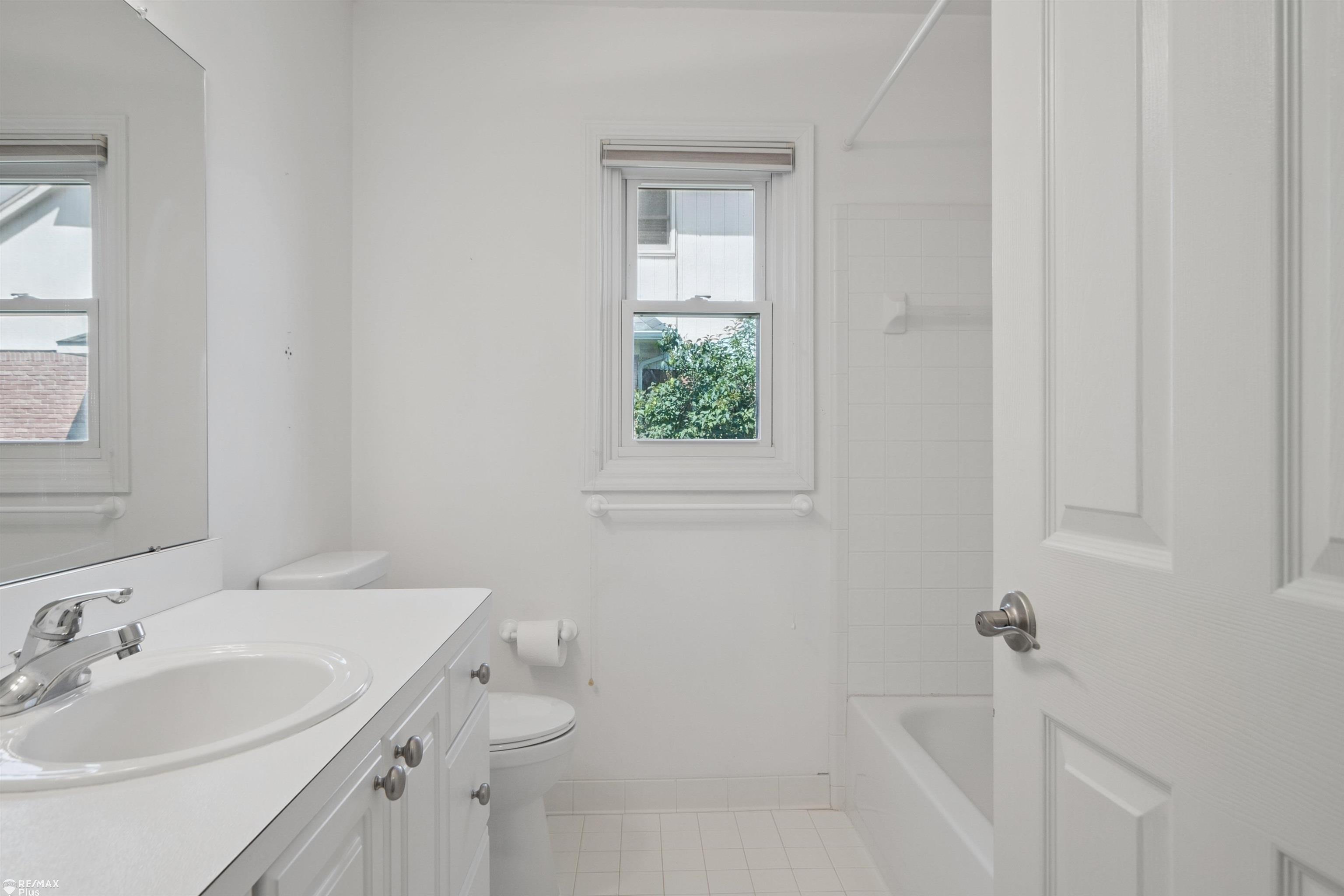 1671 South Shore Drive Rochester Hills, MI 48307 - Photo 29 of 77