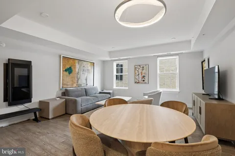 $895,900 | 225 Strand Street, Unit 202, Alexandria, VA 22314