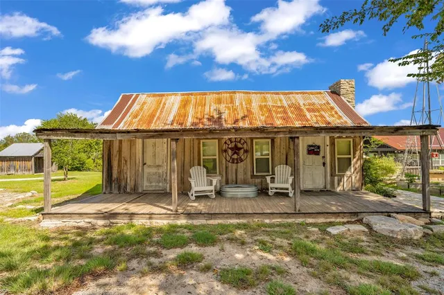 $9,675,000 | 4658 County Road 163, Stephenville, TX 76401