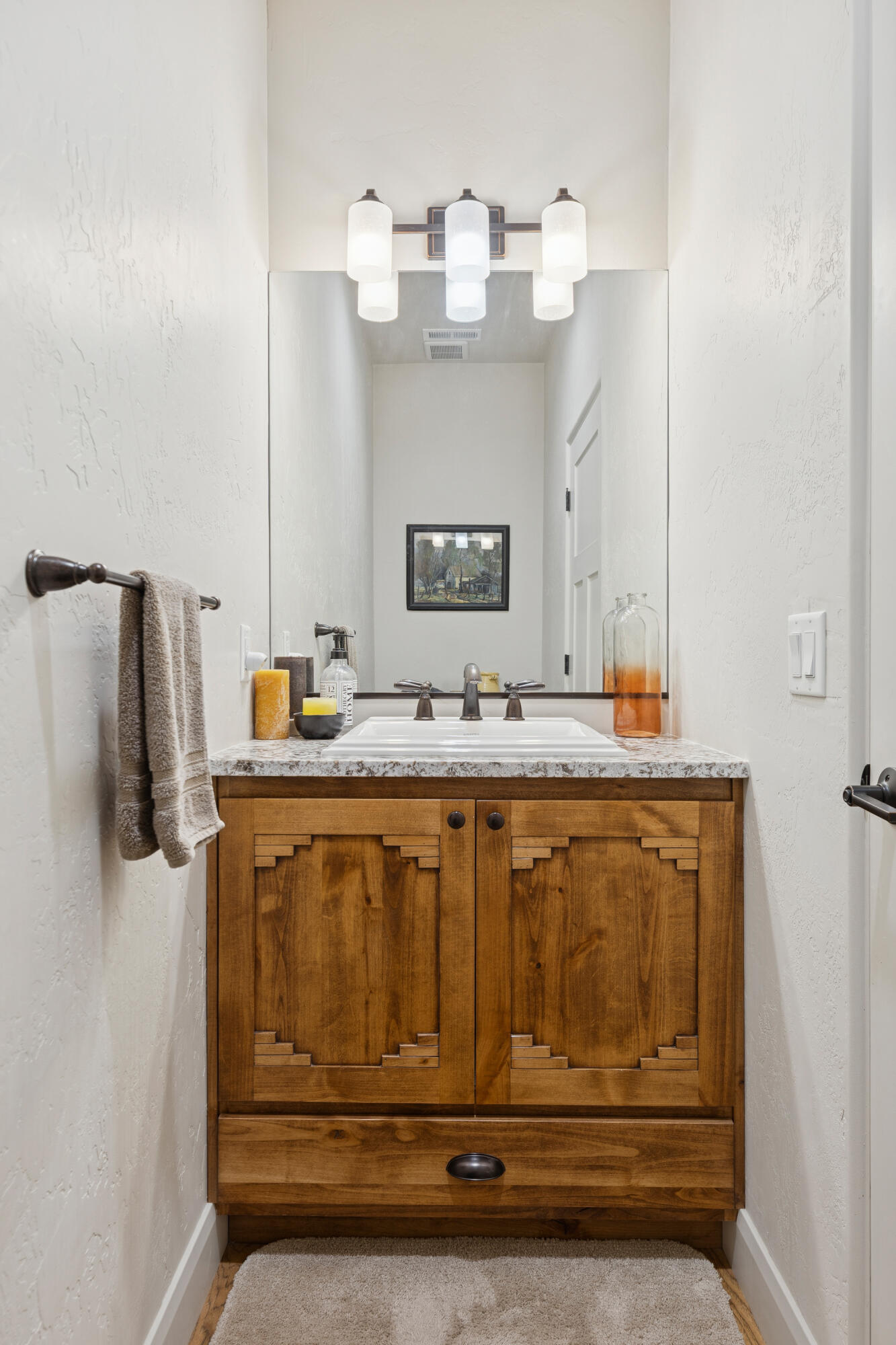 2925 Juniper Road Enterprise, UT 84725 - Photo 30 of 56 030. Half Bath