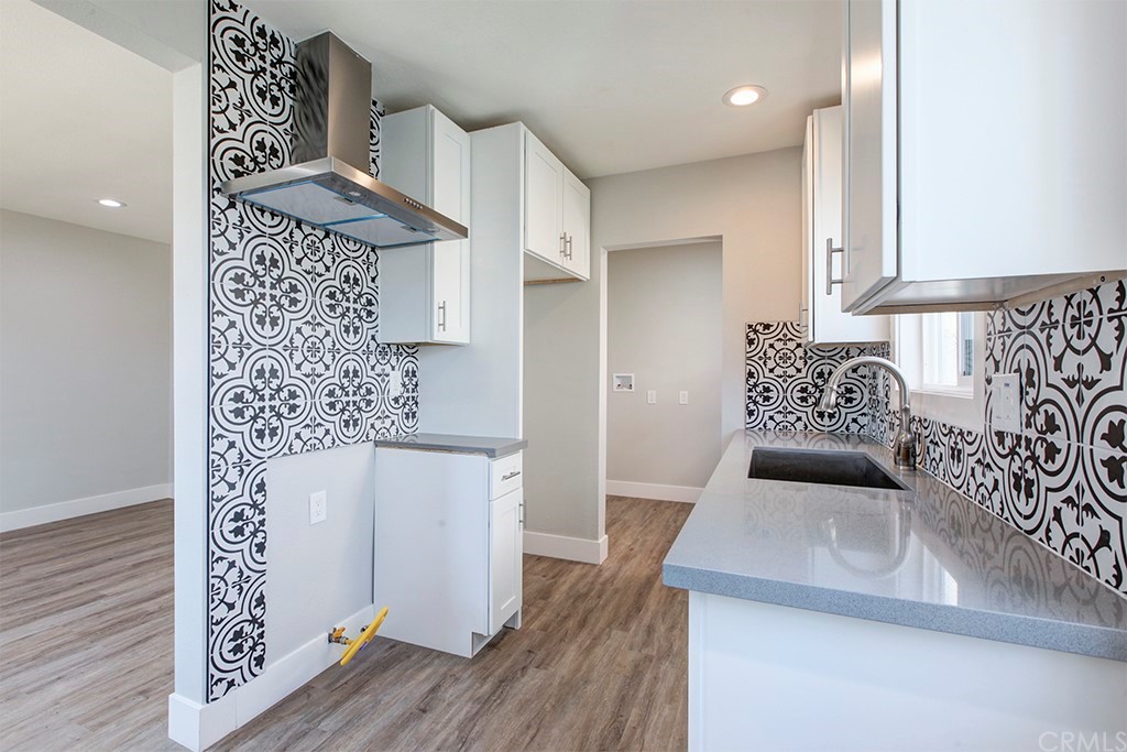 522 West Cherry Street Compton, CA 90222 - Photo 2 of 27