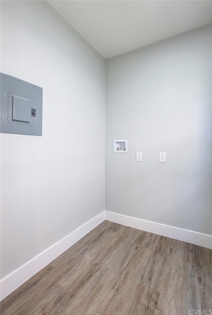 522 West Cherry Street Compton, CA 90222 - Photo 11 of 27