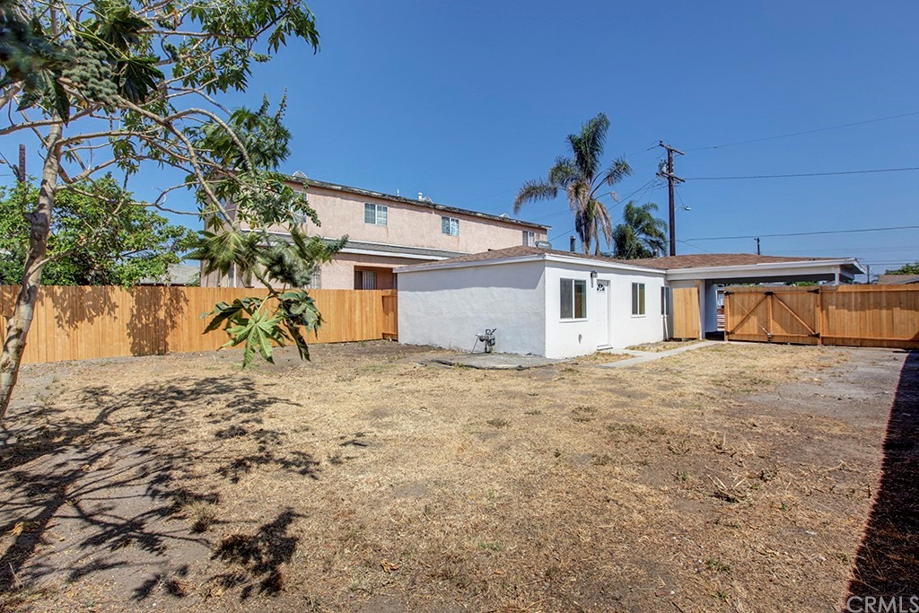 522 West Cherry Street Compton, CA 90222 - Photo 15 of 27