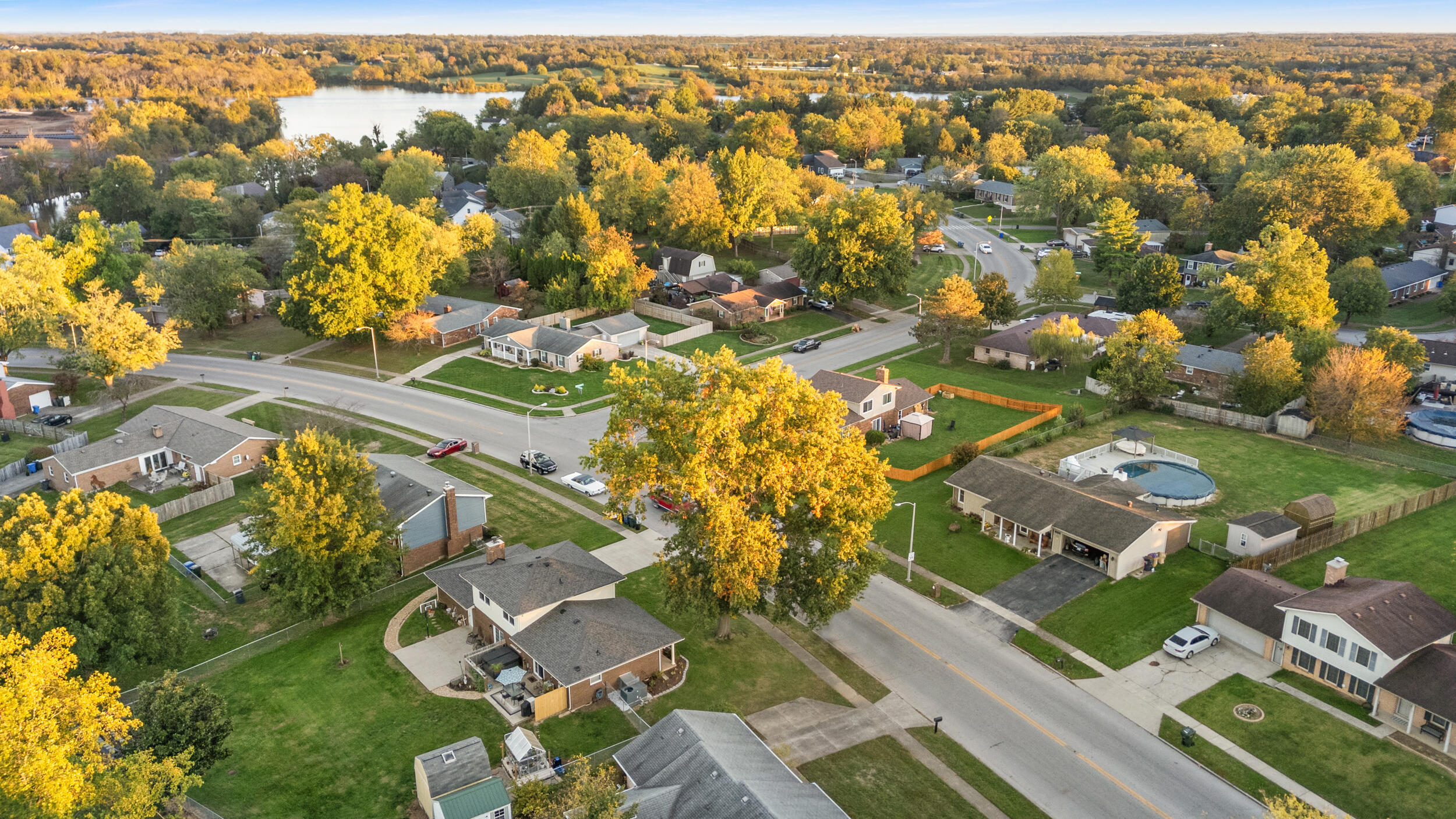 653 Squires Road Lexington, KY 40515 - Photo 39 of 40 dji_20251016154552_0019_d