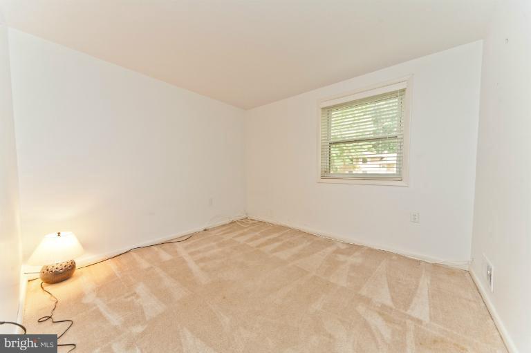 4808 Rim Rock Road Rockville, MD 20853 - Photo 16 of 23 Fifth Bedroom