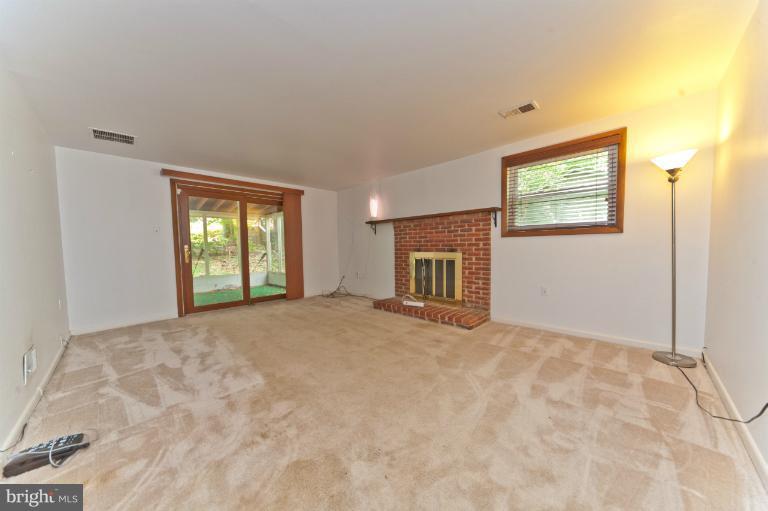 4808 Rim Rock Road Rockville, MD 20853 - Photo 8 of 23 Family Room