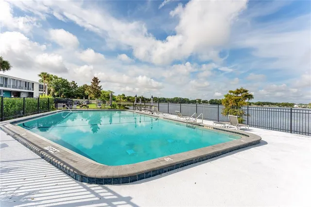 $298,000 | 151 North Orlando Avenue, Unit 115, Winter Park, FL 32789