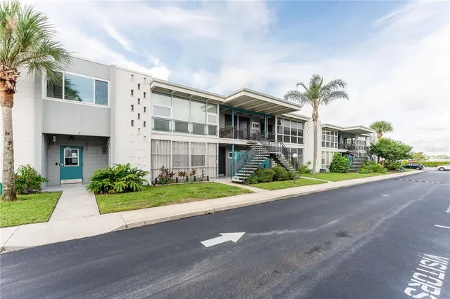 $298,000 | 151 North Orlando Avenue, Unit 115, Winter Park, FL 32789