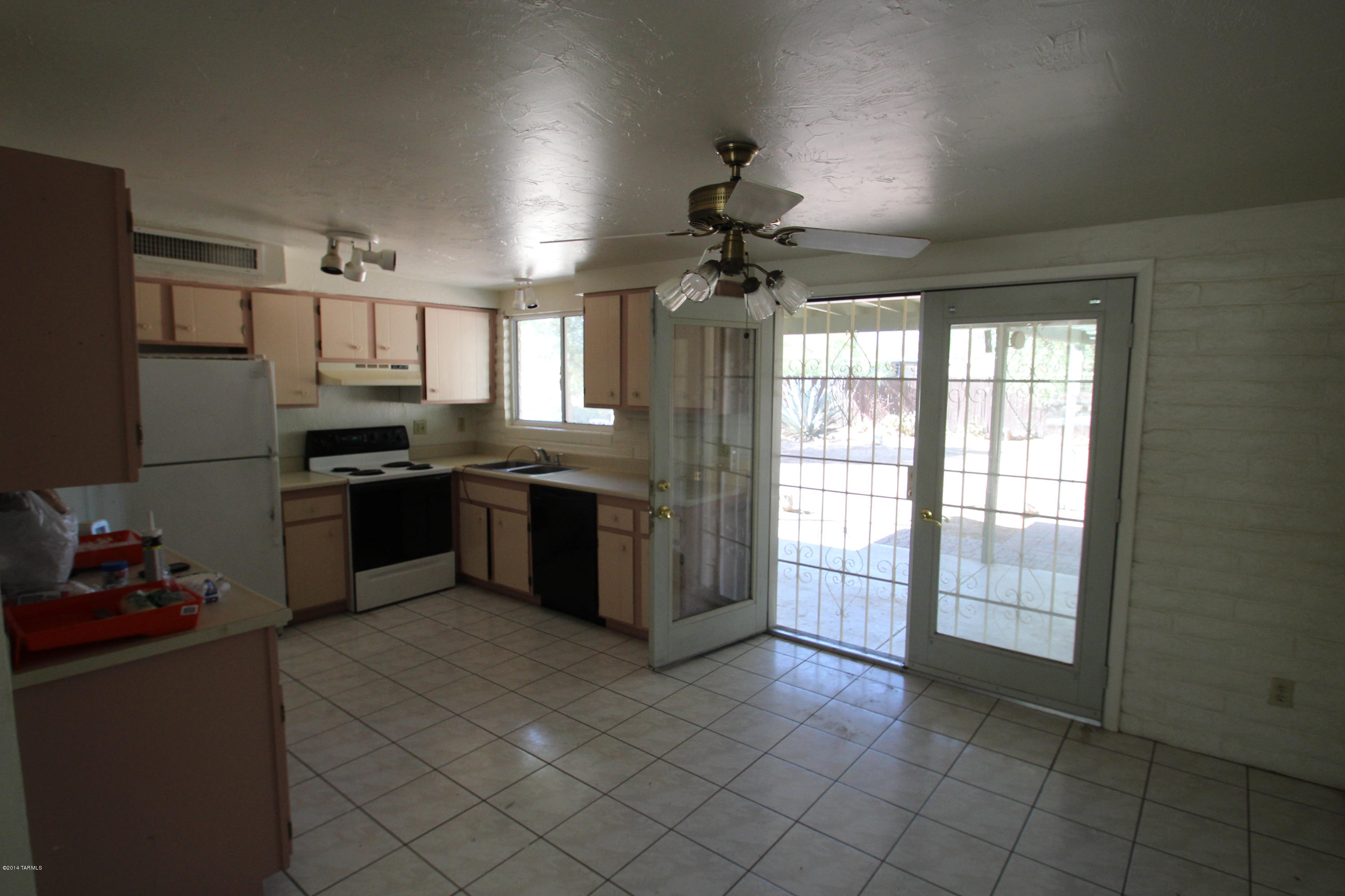 8357 East Rolling Ridge Street Tucson, AZ 85710 - Photo 9 of 16 Gallery Image 9
