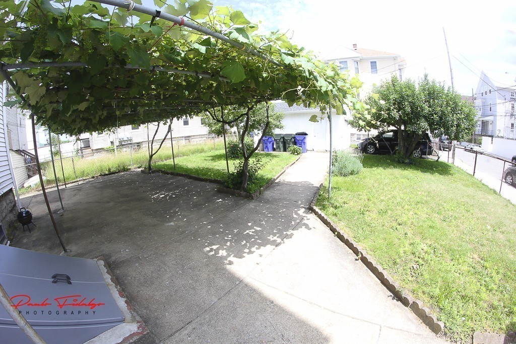 52 Buffinton Street Fall River, MA 02721 - Photo 5 of 30 Gallery Image 5