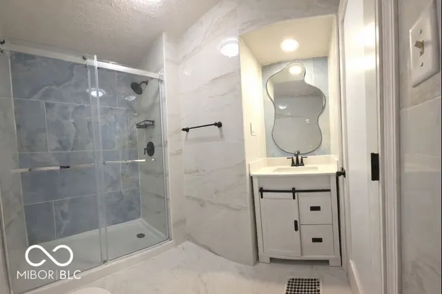 $200,000 | 607 4th Street, Shelbyville, IN 46176