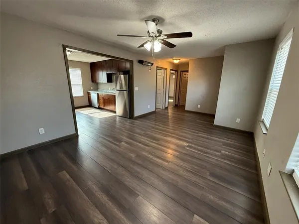$1,250 | 1454 County Road 182, Unit B, Gainesville, TX 76240