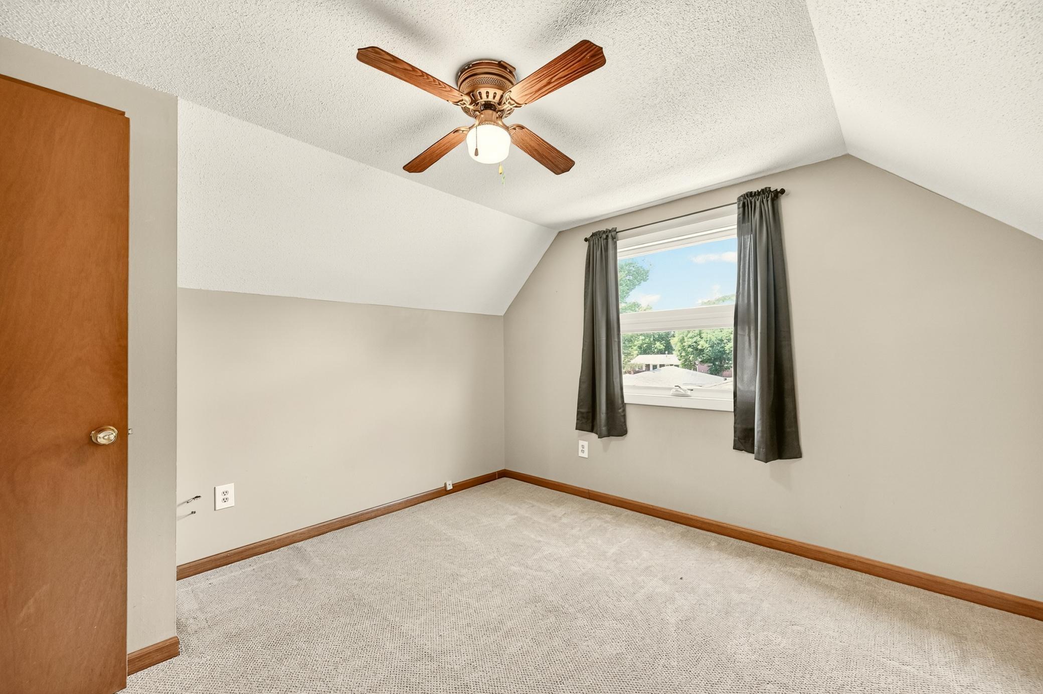 914 16 1/4 Street Southeast Rochester, MN 55904 - Photo 17 of 33