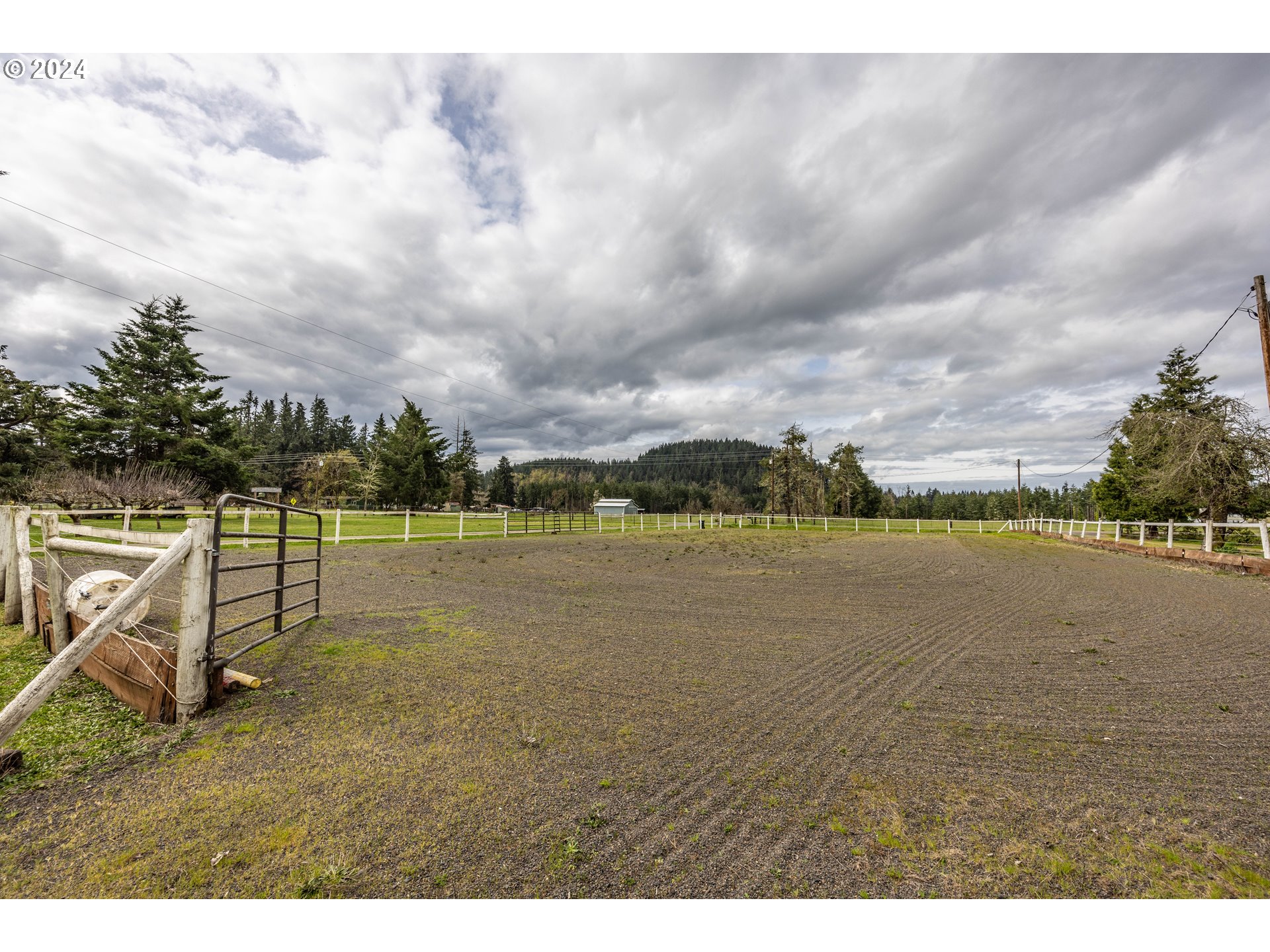 39281 Jasper Lowell Road Lowell, OR 97452 - Photo 35 of 37 a view of a lake with a big yard