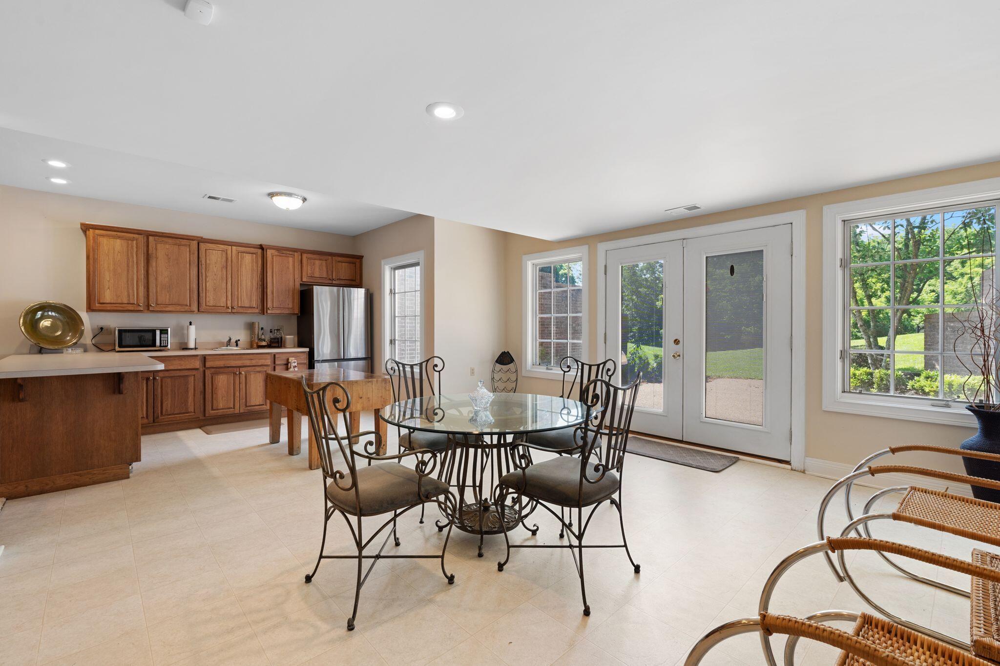 3905 North Cleveland Road Lexington, KY 40516 - Photo 107 of 188 145_F2008618