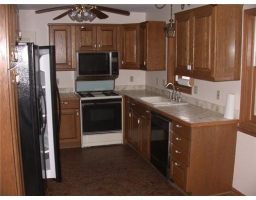 4736 Bemis Road Ypsilanti, MI 48197 - Photo 4 of 11 Photo 4