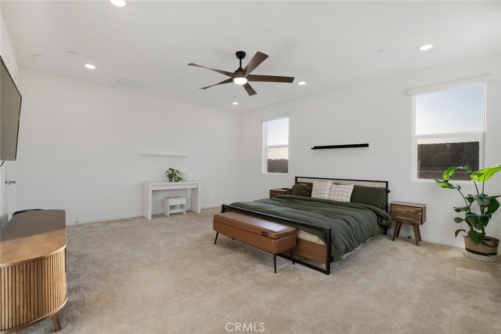 28619 Sunny Ridge Terrace Castaic, CA 91384 - Photo 33 of 60
