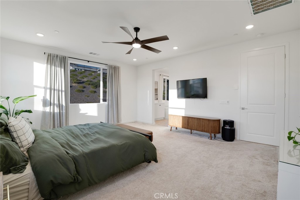 28619 Sunny Ridge Terrace Castaic, CA 91384 - Photo 34 of 60
