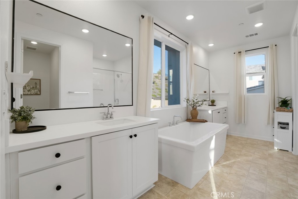 28619 Sunny Ridge Terrace Castaic, CA 91384 - Photo 35 of 60
