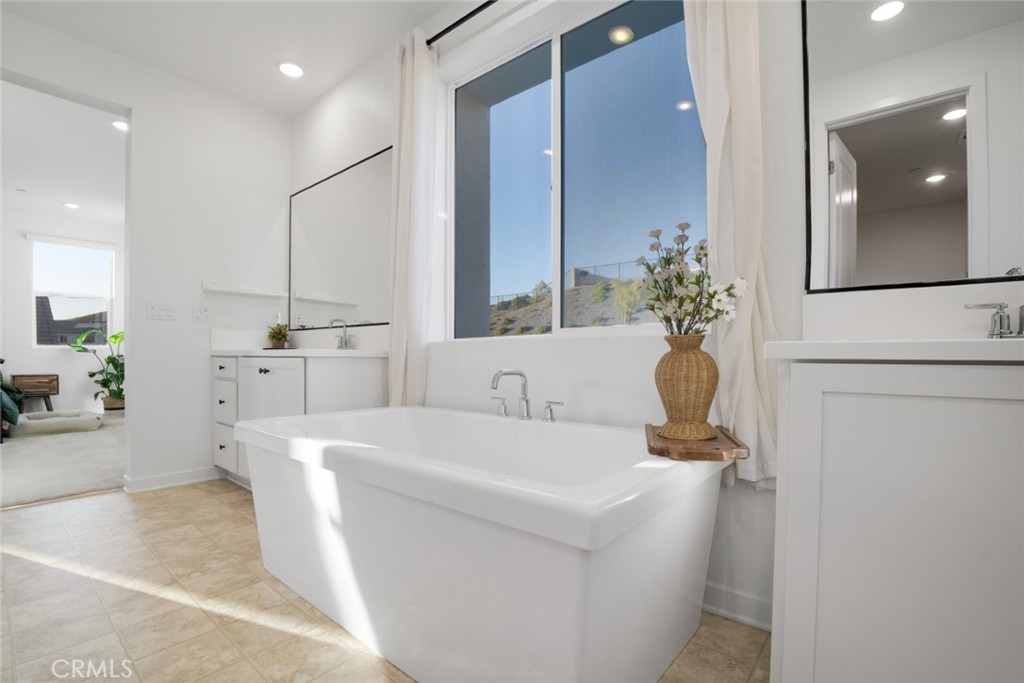 28619 Sunny Ridge Terrace Castaic, CA 91384 - Photo 36 of 60