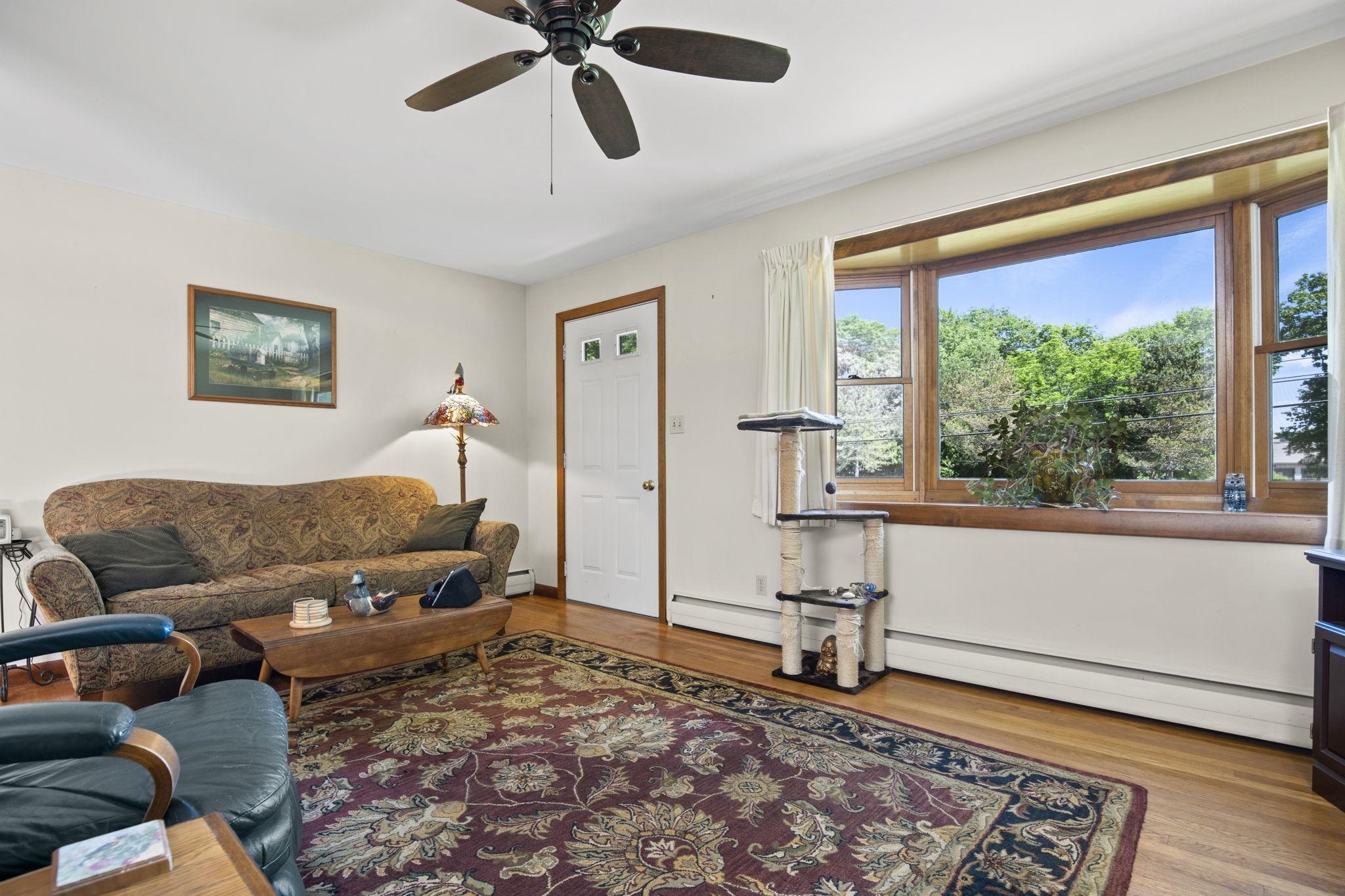 74 Exeter Road South Hampton, NH 03827 - Photo 4 of 35