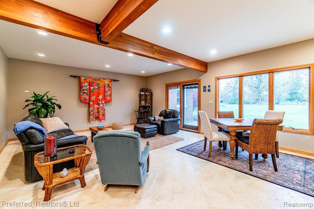 6475 North Beck Road Canton, MI 48187 - Photo 13 of 32