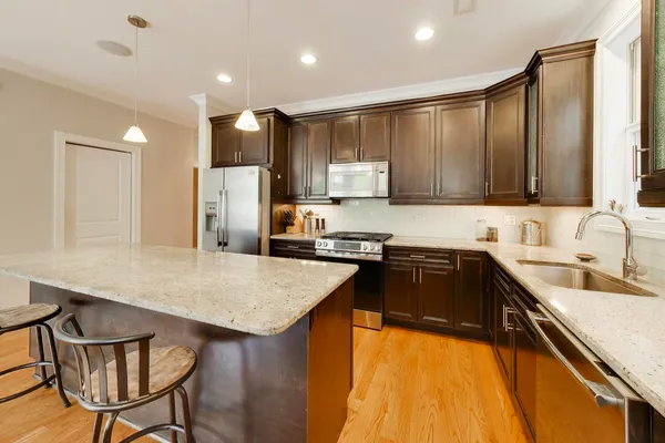$909,000 | 5404 West Leland Avenue, Chicago, IL 60630