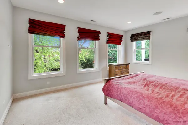 $909,000 | 5404 West Leland Avenue, Chicago, IL 60630