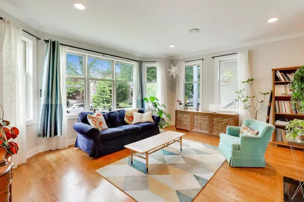 $909,000 | 5404 West Leland Avenue, Chicago, IL 60630