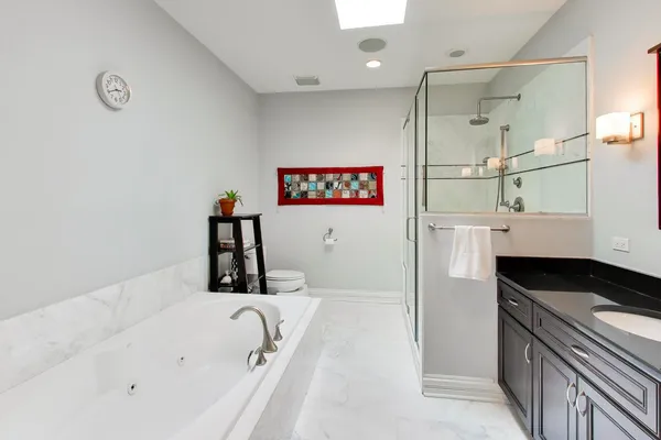 $909,000 | 5404 West Leland Avenue, Chicago, IL 60630