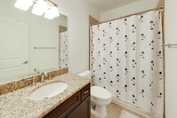 $909,000 | 5404 West Leland Avenue, Chicago, IL 60630
