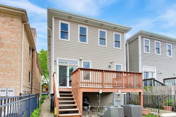 $909,000 | 5404 West Leland Avenue, Chicago, IL 60630