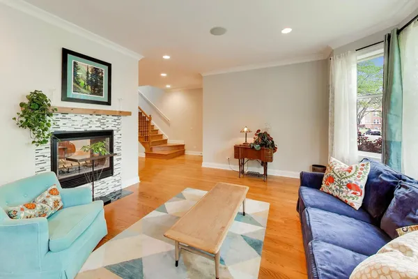 $909,000 | 5404 West Leland Avenue, Chicago, IL 60630
