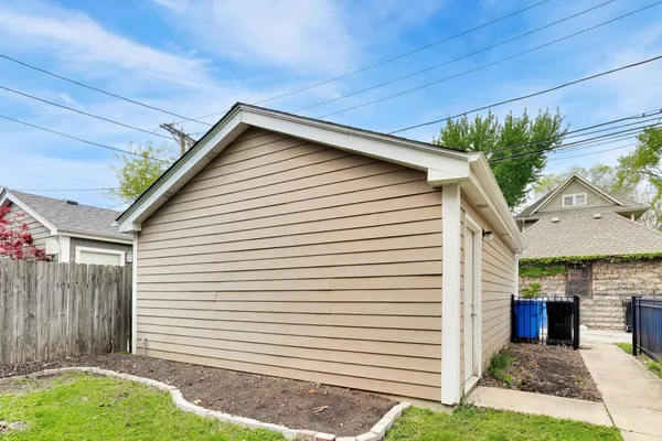 $909,000 | 5404 West Leland Avenue, Chicago, IL 60630