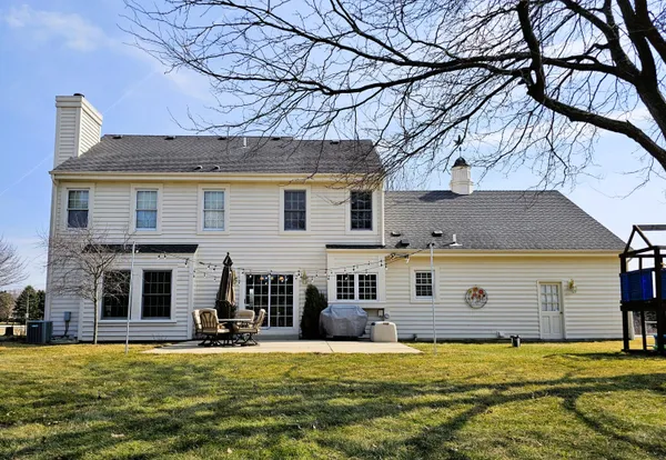$639,900 | 4176 Meadow Lark Lane, Richfield, WI 53033