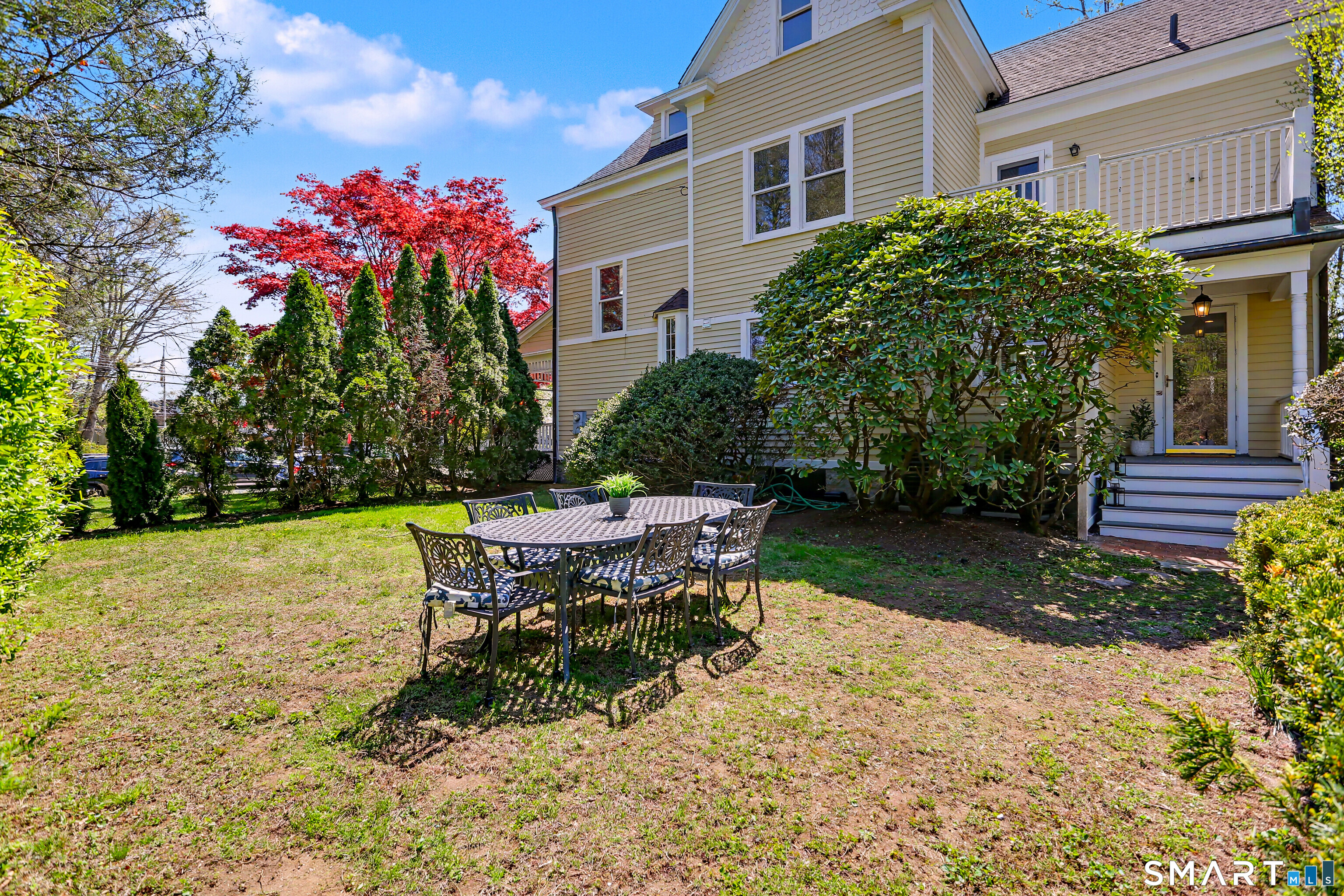 462 Riverside Avenue Westport, CT 06880 - Photo 30 of 36 Back Yard