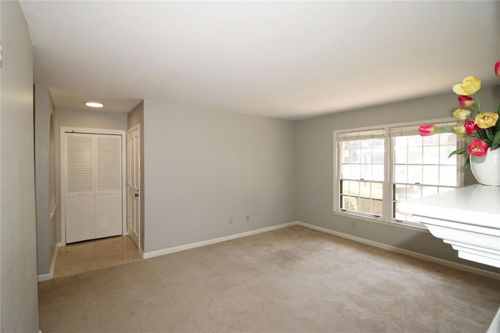68 La Rue Place Northwest Atlanta, GA 30327 - Photo 6 of 72