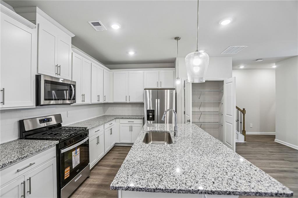 7856 Marie Way Fairburn, GA 30213 - Photo 10 of 27 Gallery Image 10