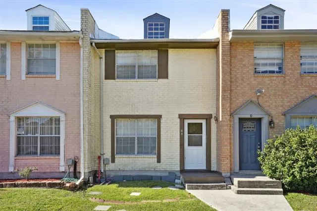 $135,000 | 4129 Chateau Boulevard, Unit C, Kenner, LA 70065