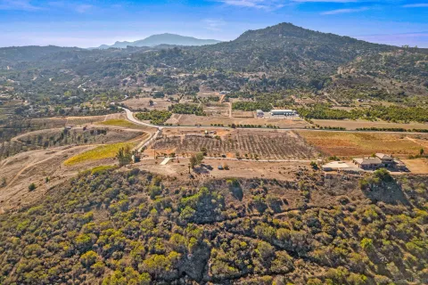 $595,000 | 15840 Highland Valley Road, Unit 2760302000, Escondido, CA 92025