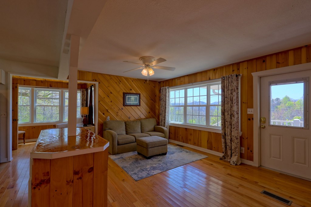 612 Reservoir Road Murphy, NC 28906 - Photo 12 of 49 Gallery Image 12