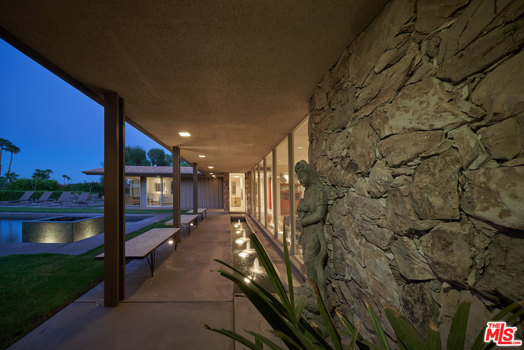 70411 Pecos Road Rancho Mirage, CA 92270 - Photo 4 of 40