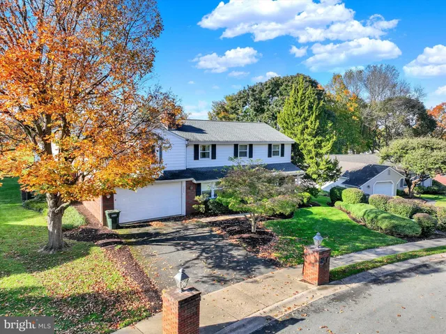 a house view with a garden space