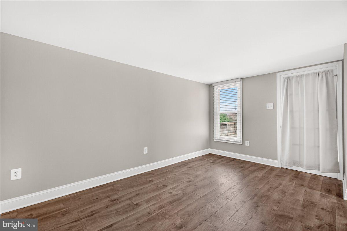 2702 Canada Hill Road Myersville, MD 21773 - Photo 18 of 57 BR main level