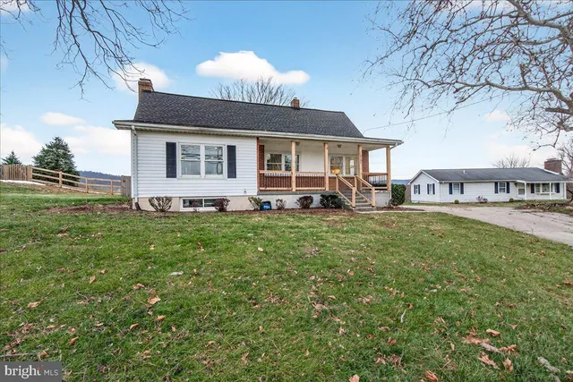 $525,000 | 2702 Canada Hill Road, Myersville, MD 21773